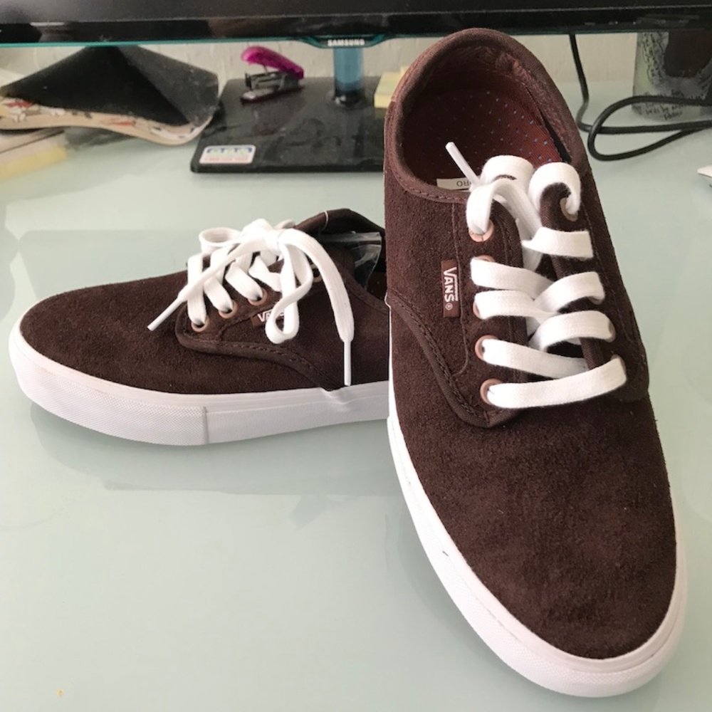 Brand New in Box Vans Chima Ferguson women 8